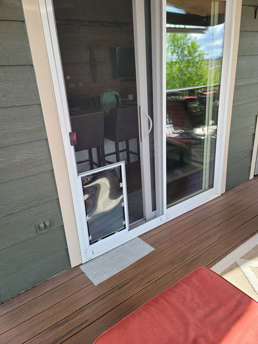Universal patio screen with Hale Pet Door pre-installed – fits standard 30- and 36-inch screen frames | Dog Door Guy