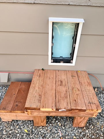 Custom platform built by Dog Door Guy to compliment the Hale wall model.